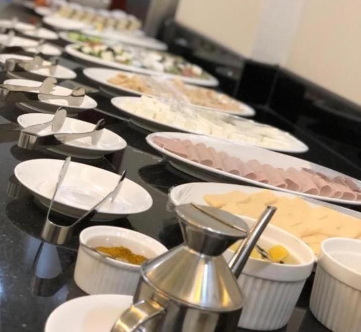 M Platinum Hotel マディーナ エクステリア 写真