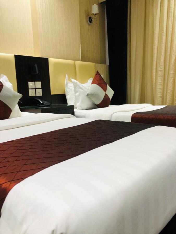 M Platinum Hotel マディーナ エクステリア 写真