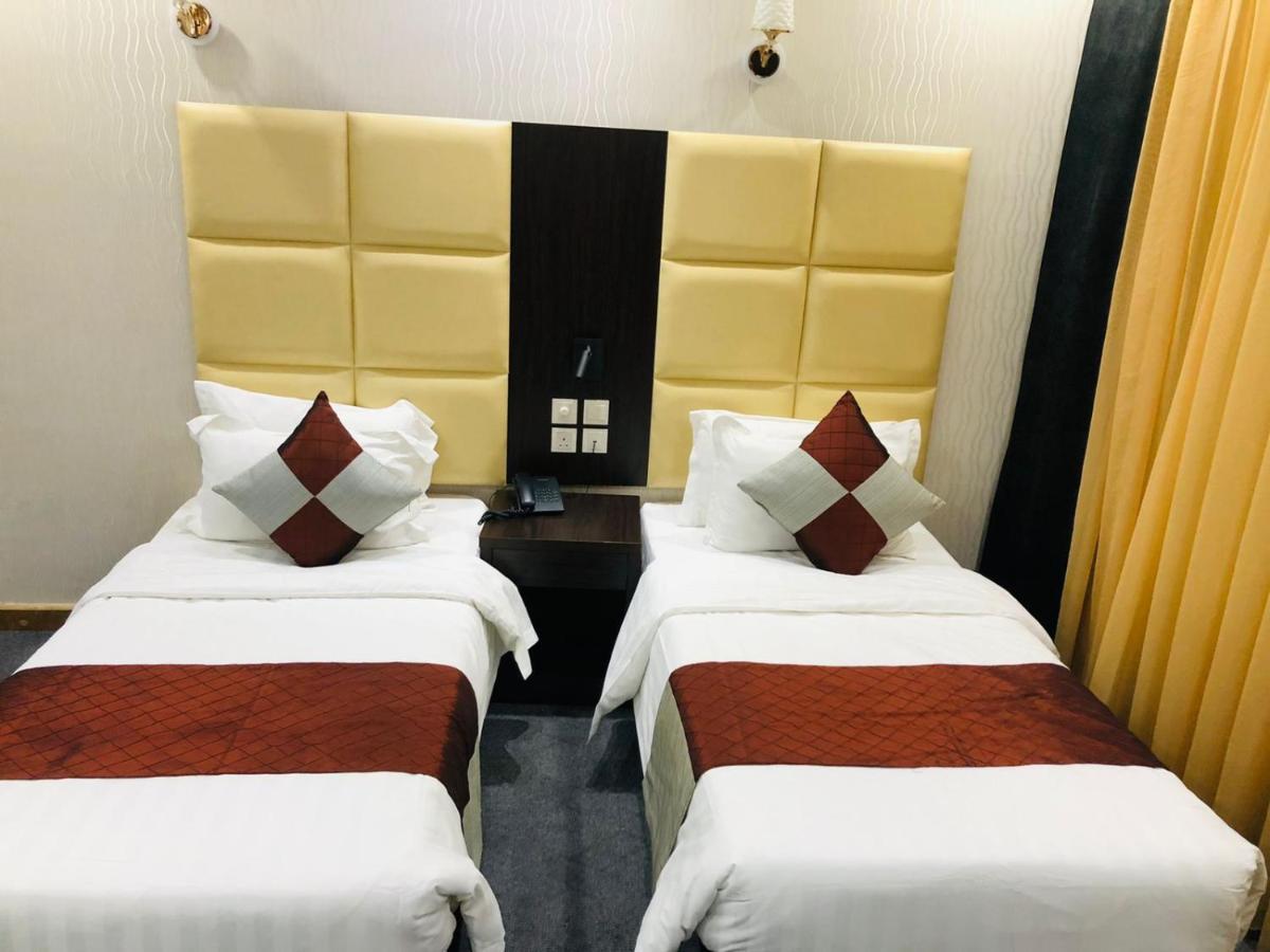 M Platinum Hotel マディーナ エクステリア 写真