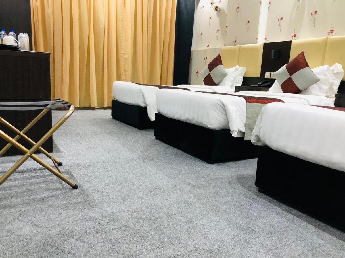 M Platinum Hotel マディーナ エクステリア 写真