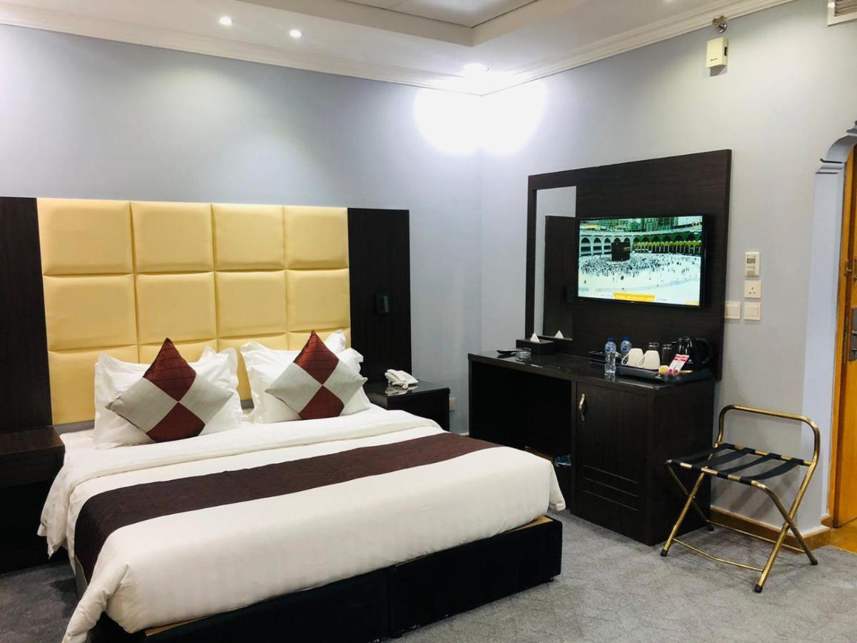 M Platinum Hotel マディーナ エクステリア 写真