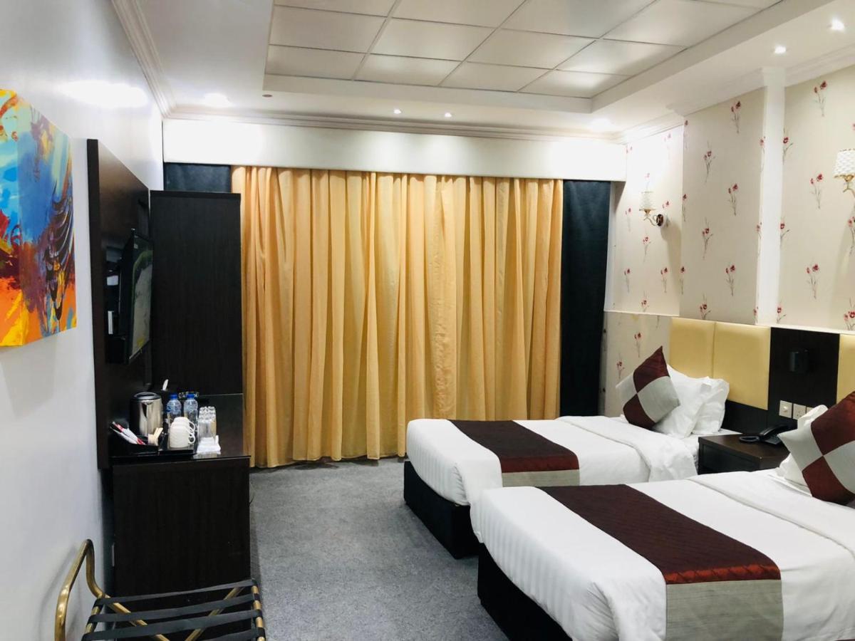 M Platinum Hotel マディーナ エクステリア 写真